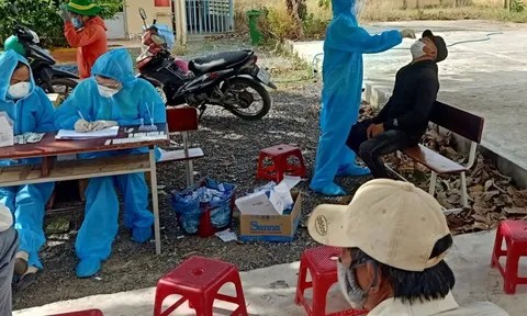 Khánh Hòa: Thêm 42 ca dương tính, tìm người đến siêu thị và cây ATM