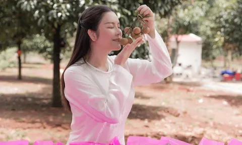 Lý Nhã Kỳ nghẹn ngào tiết lộ tâm nguyện của người bố quá cố sau 16 năm giấu kín