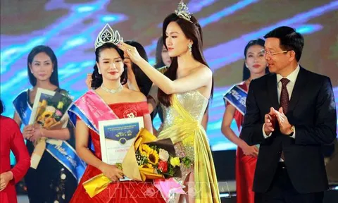 Trần Thị Mai đăng quang Người đẹp Hạ Long 2020