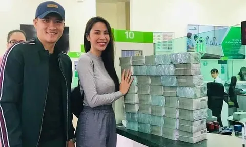 Thủy Tiên tổng kết quyên góp 178,5 tỷ đồng, tự trích 3,69 tỷ tiền túi để ủng hộ miền Trung