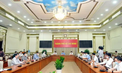 Giãn cách xã hội TPHCM; phong tỏa toàn bộ quận Gò Vấp; tạm dừng tuyển sinh lớp 10