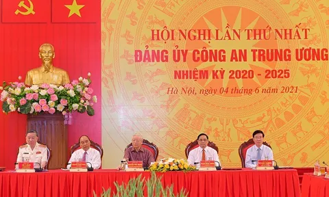 Công bố quyết định của Bộ Chính trị chỉ định nhân sự Đảng ủy công an Trung ương