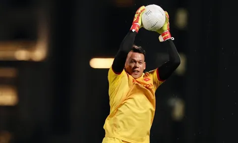 Nóng: Tấn Trường bắt chính, Công Phượng dự bị