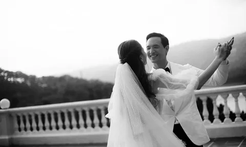 Hồ Ngọc Hà khoe bộ ảnh cưới đen trắng cùng lời nhắn ngọt lịm tới Kim Lý