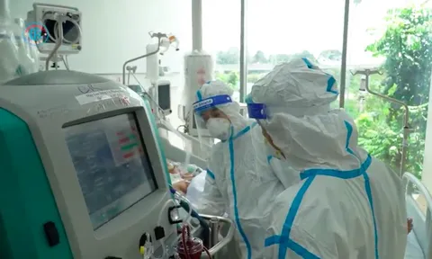 Thêm 2.503 ca dương tính, TP.HCM lập 4 trung tâm cấp cứu vệ tinh