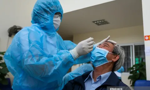 Thần tốc xét nghiệm toàn Tp.HCM trong thời gian giãn cách xã hội