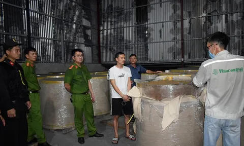 Chiêu trò tinh vi của đường dây buôn lậu nghìn tấn quặng sang Trung Quốc