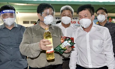 Bước ngoặt trong tư duy chống dịch Covid-19
