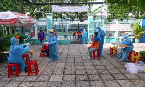 Bộ Y tế đề nghị các tỉnh, thành khẩn trương tiêm ngừa vắc xin phòng COVID-19 mũi 2