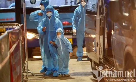 Suốt 45 ngày giãn cách: Hà Nội 'chịu đau' để giữ mình an toàn