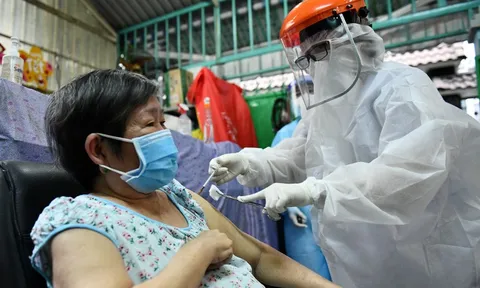 Ai sắp được tiêm vaccine Covid-19 mũi 2 tại TP.HCM?