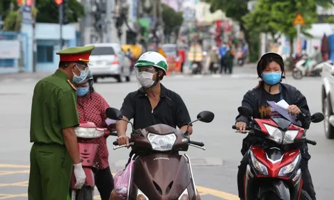 TP.HCM khẳng định thông tin về kế hoạch hoạt động sau 15-9 là sai