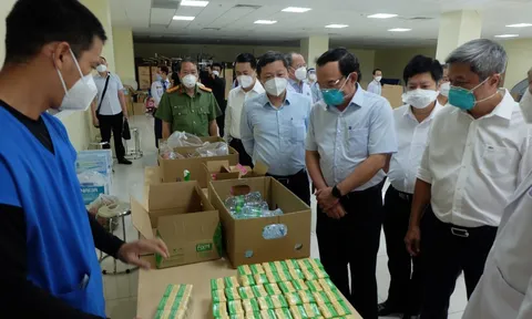 Bí thư TP.HCM: Chiến đấu để sớm 'giải tán' Bệnh viện Hồi sức Covid-19