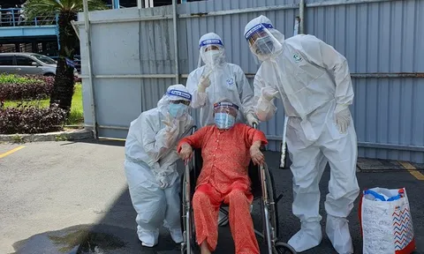 TP.HCM: Cụ bà 110 tuổi hồi sinh ngoạn mục sau 9 ngày điều trị COVID-19