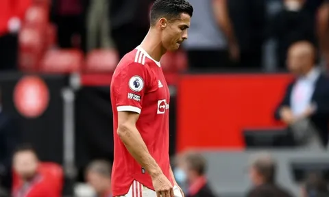 Ronaldo khép lại tuần trăng mật ở MU