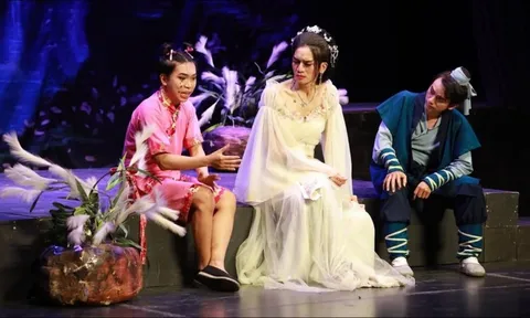 Sân khấu kịch TP.HCM cầm cự