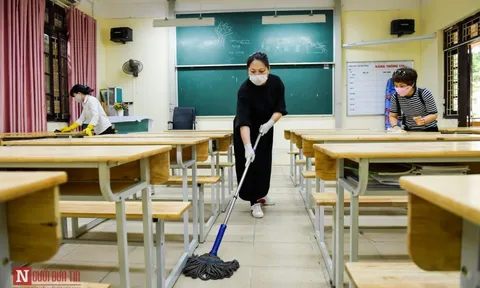 Hà Nội: Còn nhiều cân nhắc khi quyết định cho học sinh tới trường