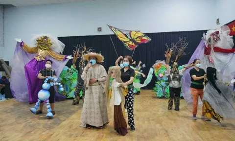 Các nhà hát rục rịch trở lại