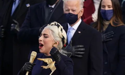 Lady Gaga hát vang quốc ca Mỹ tại lễ nhậm chức Tổng thống của Joe Biden