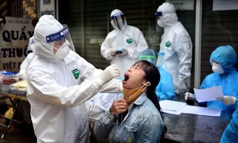 Ai có nguy cơ diễn biến nặng khi mắc Covid-19?