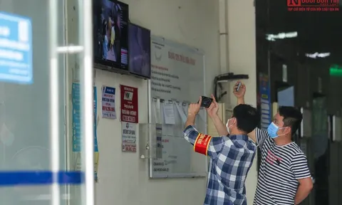 Hà Nội: Trích xuất camera truy vết người liên quan đến ca nghi mắc Covid-19 ở Linh Đàm