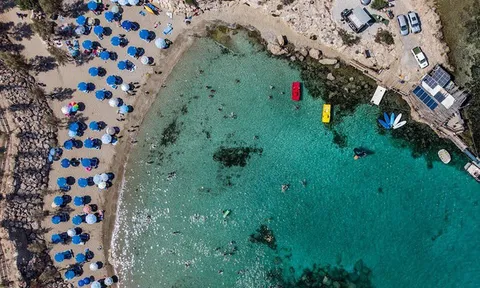 Bãi biển không nhựa đầu tiên ở đảo Síp