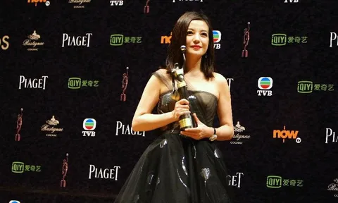 Triệu Vy bị xóa tên ở hàng loạt các giải thưởng phim ảnh danh giá trong sự nghiệp