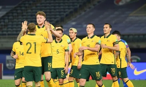 Chiều cao vượt trội của dàn cầu thủ Australia ở trận gặp Việt Nam