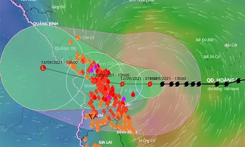 Bão số 5 dự kiến đổ bộ sáng mai, nguy cơ ngập lụt ở 40 huyện miền Trung