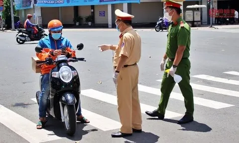 TP.HCM: Shipper tăng gấp 5 lần, tìm giải pháp đáp ứng nhu cầu xét nghiệm Covid-19