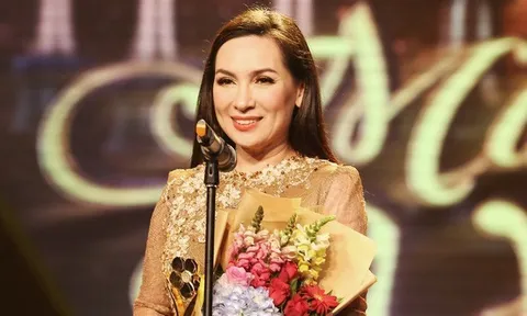 Ca sĩ Phi Nhung: Gần 50 năm đời buồn và dấu son nghệ thuật