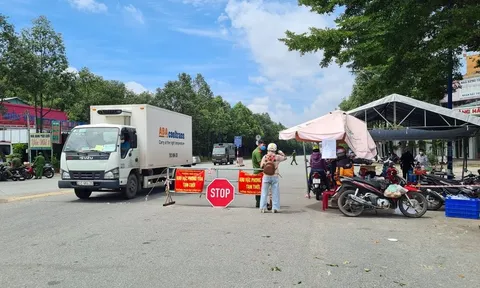 Bình Dương: Cách ly 7 ngày đối với người đã tiêm 2 mũi vắc-xin từ tỉnh khác đến