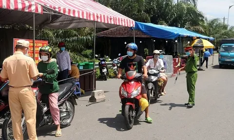 Nhiều tỉnh, thành đã thay đổi quy định đối với người ra, vào địa bàn từ ngày 20/10