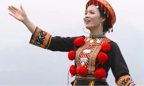 Ca sĩ Trang Viên thể hiện thành công ca khúc Trập trùng biên cương