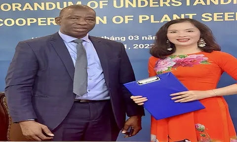 Viên Hoàng Gia đồng hành cùng công tác ngoại giao nhân dân Việt Nam - Sierra Leone