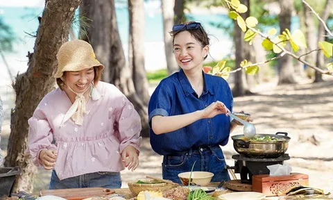 Kaity Nguyễn, Trang Hý vừa nấu lẩu sứa Bình Định, vừa hát live ca khúc "thả thính"