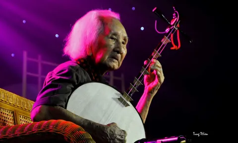 “Đệ nhất danh cầm” Vĩnh Bảo, suốt trăm năm vẫn tha thiết với tiếng đàn tộc