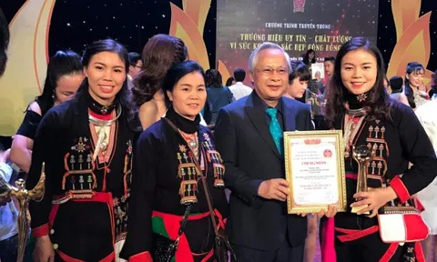 "Thần dược" chữa xương khớp giúp người đàn ông nằm liệt giường hồi phục kỳ diệu