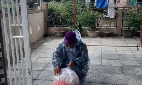 Cảm động người cha vượt 50km đi xin sữa mẹ cho con