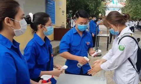 Hơn 3.000 tình nguyện viên Thủ đô tiếp sức mùa thi năm 2020